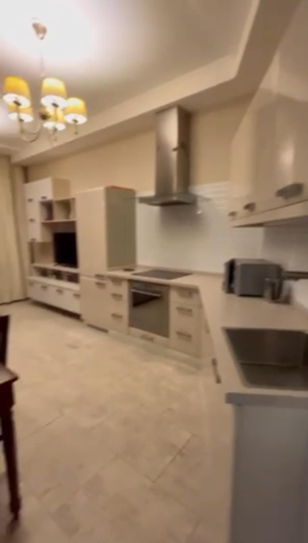 продажа однокомнатной квартиры номер A-173242 в Приморском районе, фото номер 14